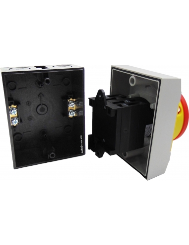 Caja interruptor trifásico 3 polos 40A Adajusa