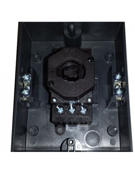 Box with three-phase switch 20A yellow-red control